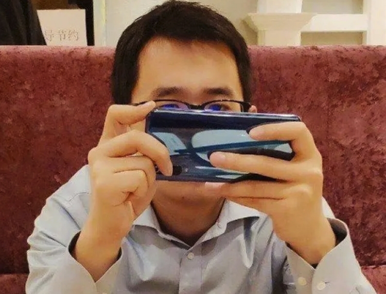 Xiaomi Mi 9 1.jpg